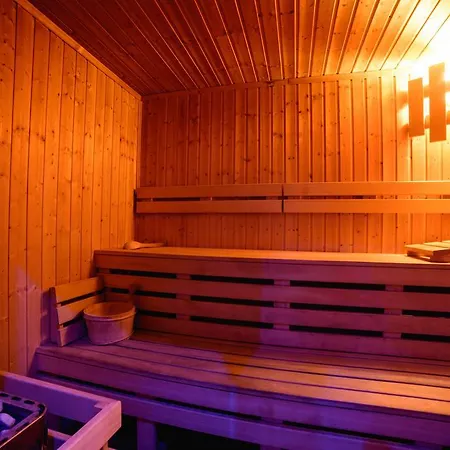 Guest house Rezydencja Las Vegas Podegrodzie (Lesser Poland)