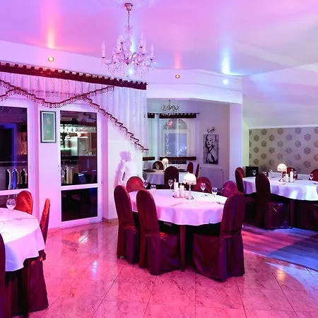 Rezydencja Las Vegas Podegrodzie (Lesser Poland)